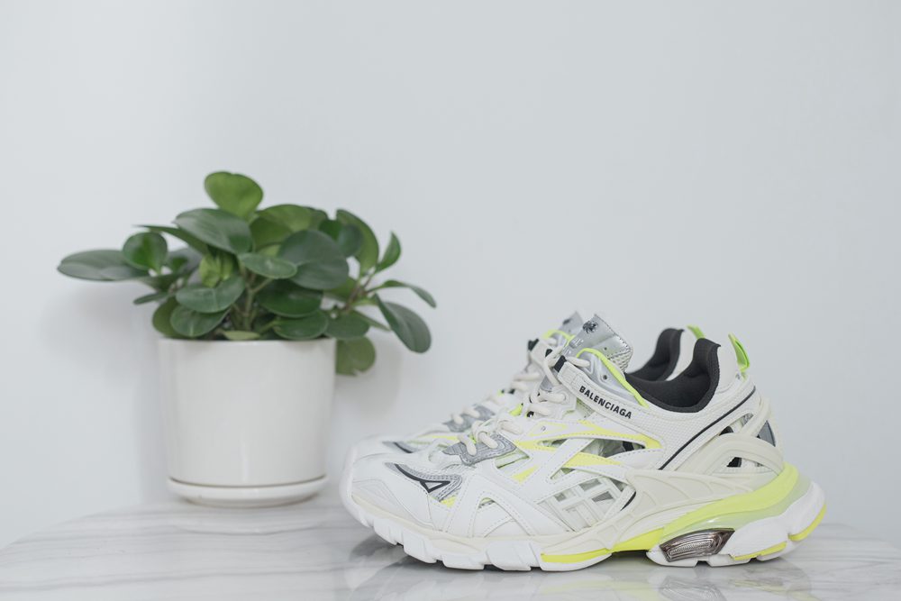 Balenciaga Wmns Track.2 Trainer 'White Fluo Yellow'