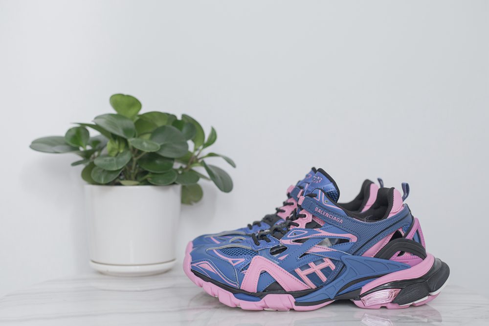 Balenciaga Wmns Track.2 Trainer 'Blue Pink'