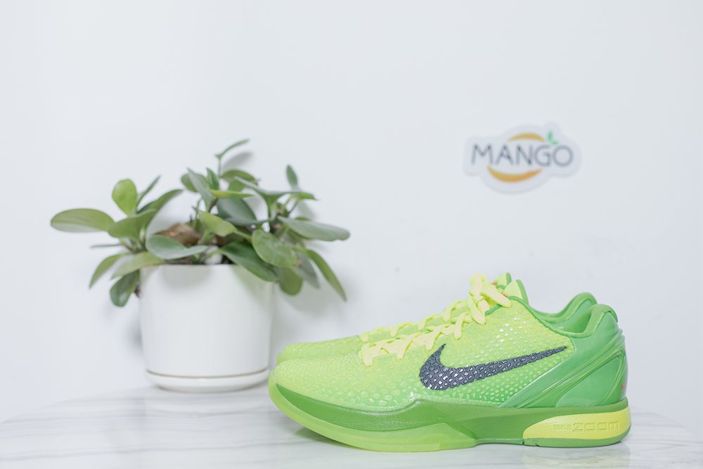 Zoom Kobe 6 Protro 'Grinch'