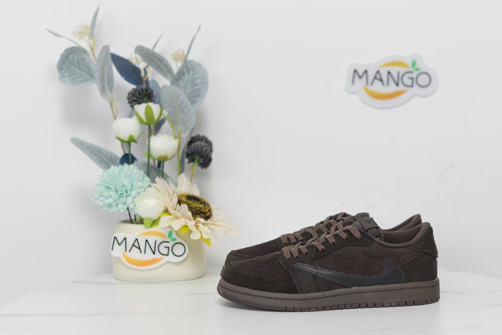 Travis Scott x Air Jordan 1 Retro Low OG SP PS 'Velvet Brown'