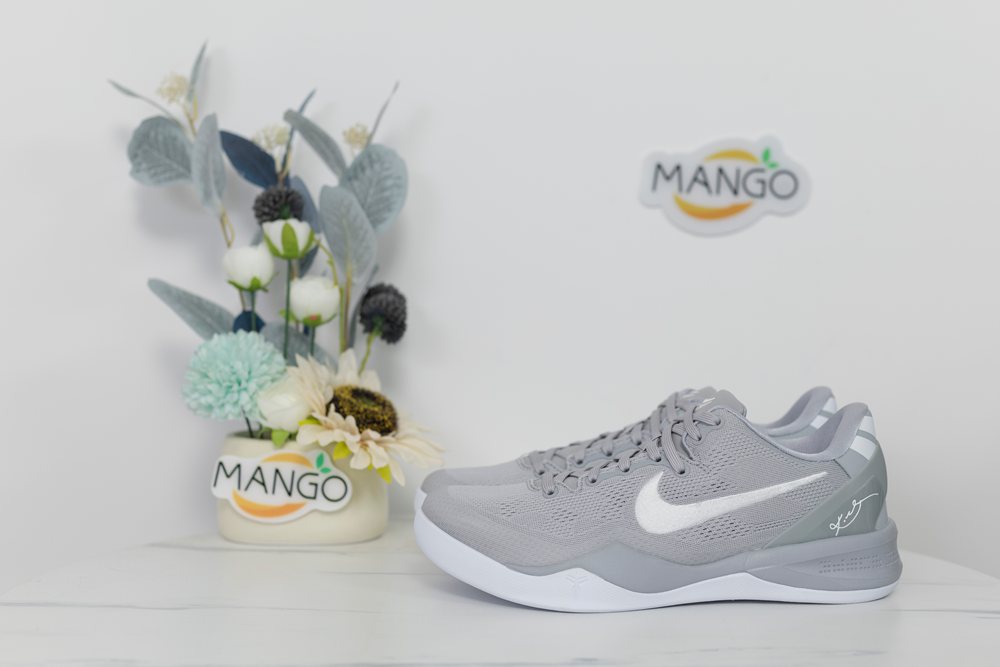 Kobe 8 Protro Wolf Grey
