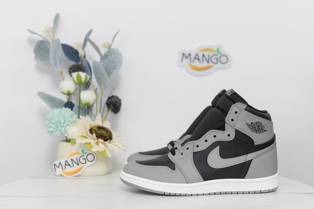 Air Jordan 1 Retro High '85 OG 'Reverse Shadow'